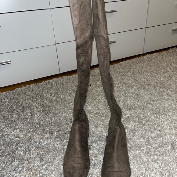 Marc Fischer faux suede beige over the knee boots. Womens size 7.5. Worn once - Picture 4 of 4